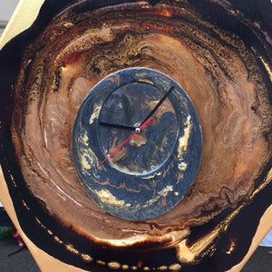 horloge originale sur tableau vendue