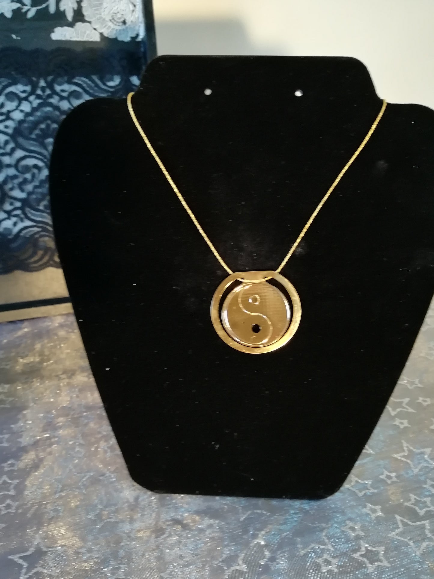 collier yin-yang