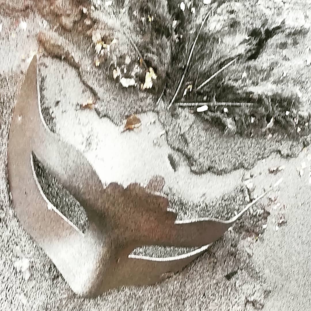 derrière le masque...