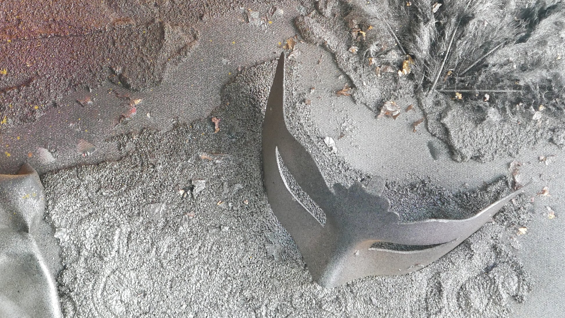 derrière le masque...