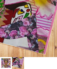 Load image into Gallery viewer, foulard rose frida, reine des civilisations