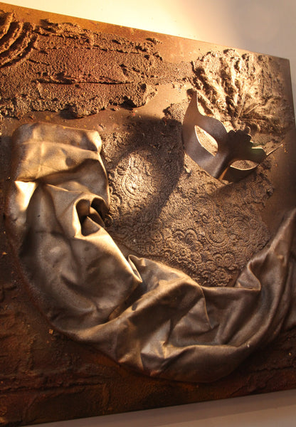 derrière le masque...